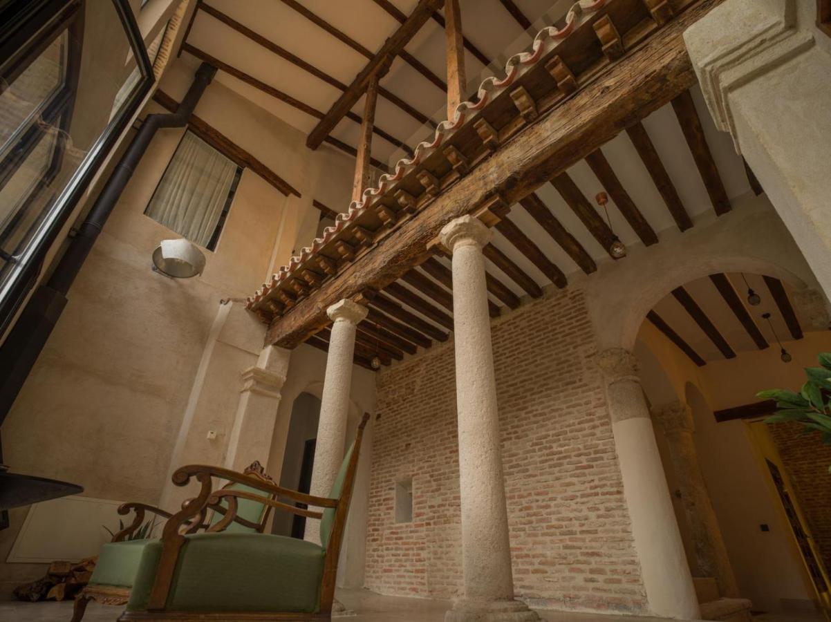 Casa De Los Mendoza - Casa Solariega En El Casco Historico Alcalá de Henares Kültér fotó